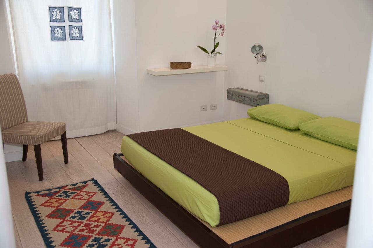 Center 2 Rooms B&B Rom Exteriör bild