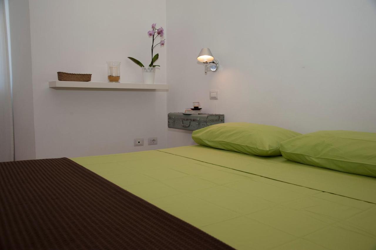 Center 2 Rooms B&B Rom Exteriör bild